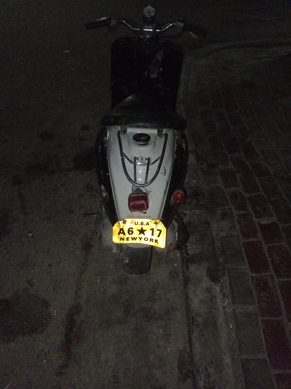 دراجه عبد الحليم دراجه احله من الصوره
مكينه خرسه لا كير ولا روله شاصي مكفول لا لحيم ولا فطر
شغاله سلف هندر كامله نقصه بنزات جيب اي مصلح وفحص السعر 150وبيه مجال كربلا حي الرساله ***********
