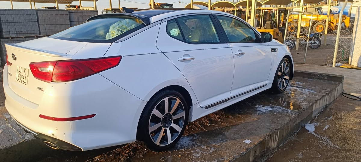 السلام عليكم
كيا اوبتما للبيع 2015،Sxl
فول مواصفات 
محرك 2000تيربو
وارد امريكي ضررها بنيد فقط 
والعراق صار بيه ضرار بين البابين نصبغت صفحه 
مكاني بابل/او كربلاء 
السعر 118
***********
