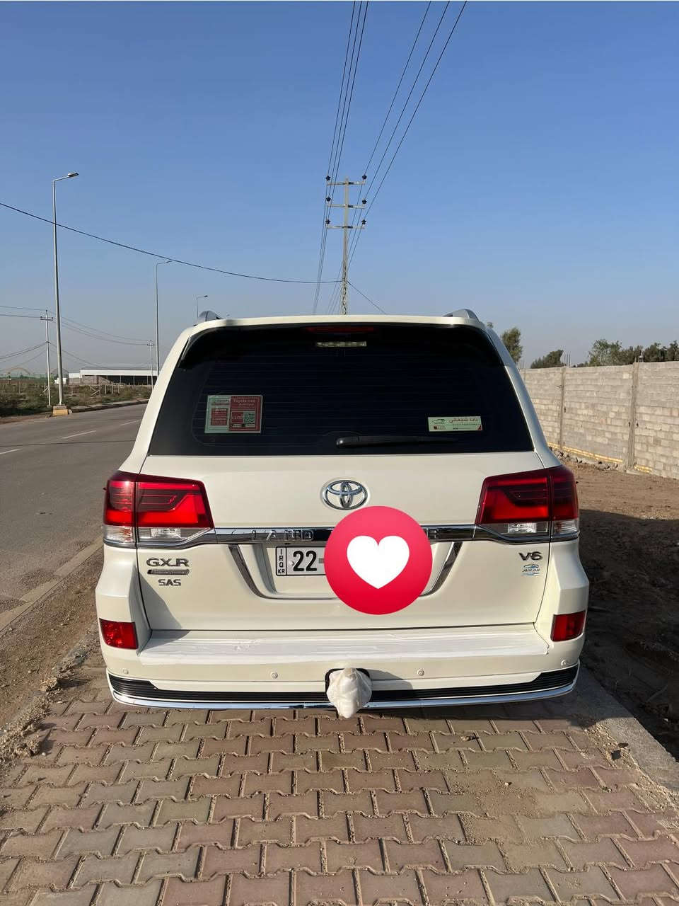 سلام عليكم
للبيع لاندكروز 2020
ساز اصل
V6
كفالة عامة 
رقم اربيل جديد تحويل أو وكاله 
العنوان واسط قضاء الزبيديه 
***********
