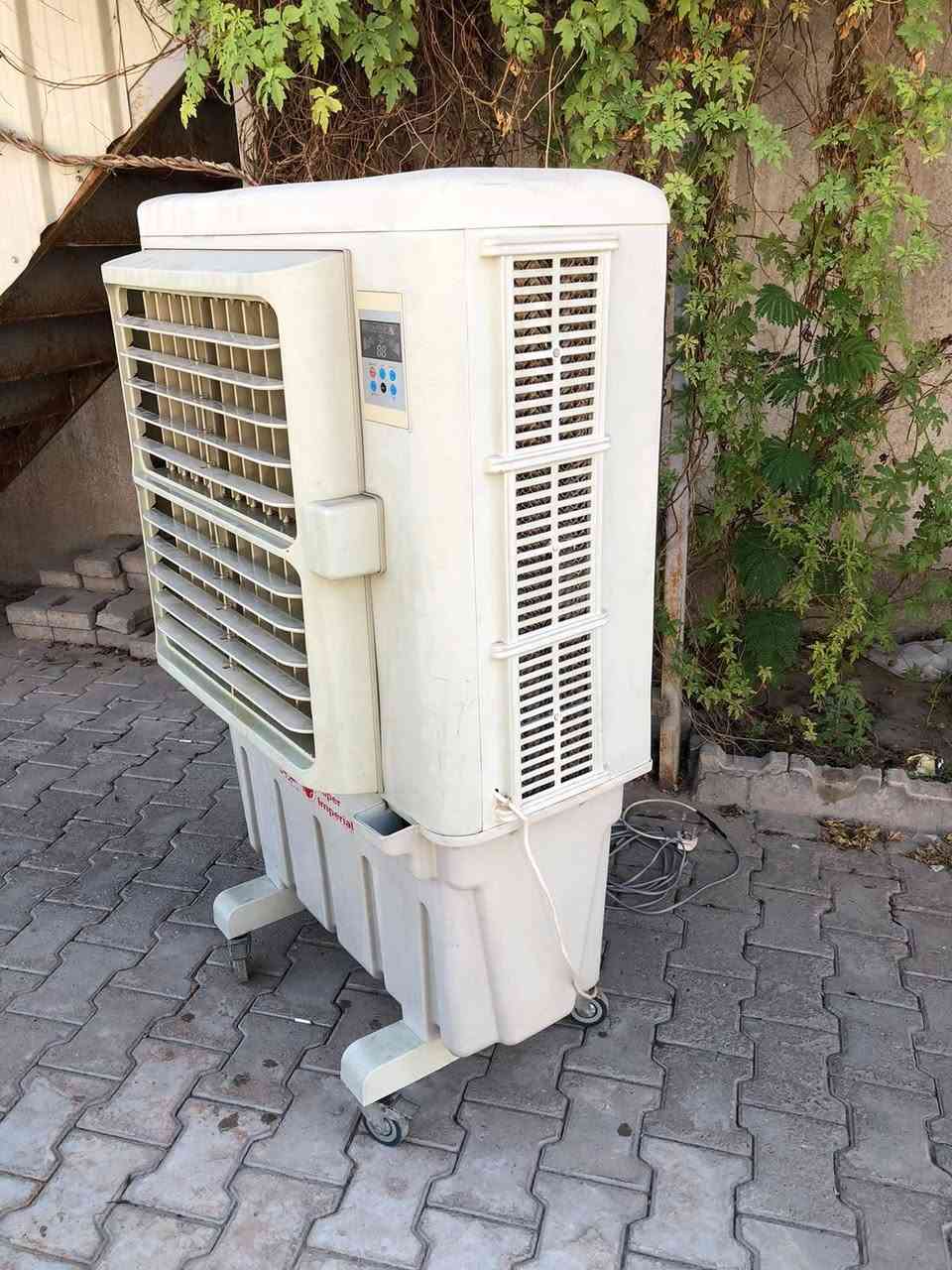 السلام عليكم

بيع مستعجل

مبرده استخدام قليل جدا نظيفة شرط الفحص
الحجم الكبير بدنها ثقيل (النوع الأصلي)
السعر ٢٥٠ الف
***********
