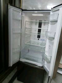 بغداد  ثلاجة نظيفة جدا وعالفحص  ما هو الموديل الدقيق للثلاجة؟:  هيتاشي...