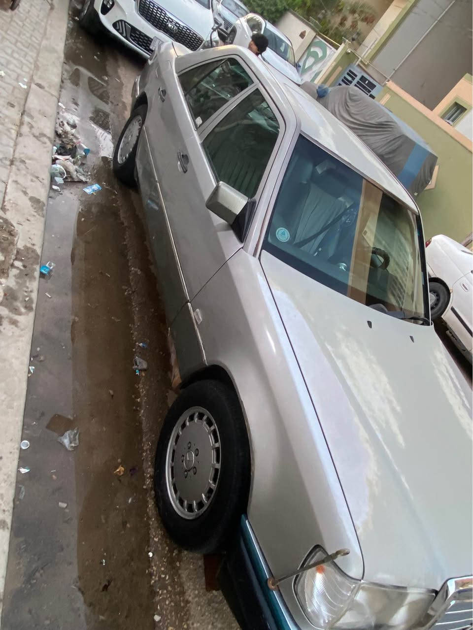 مرسيدس دب 300 موديل 87 قواعد دبل سليمه رقم بغداد باسمي مداور ثاني يوم مكينه وكير ففتي 3000 غرفه جلد كهرباء تخم تاير جديد حداديه كهربائيات كلها شغاله تبريد بس غاز منظومة كامله  سياره بيها جراد بس قماره وبنيد وجنطه صفاحه كلش حلوه وكاعده سياره مال جناي عايزه ترتيبات سعرها 49 وبيها مجال مكاني نجف *********** النجف, العراق
