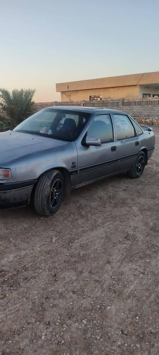 فكتره بيع حجم 18شراي نتصل سعر 38بيه قليل0751 773 9302
