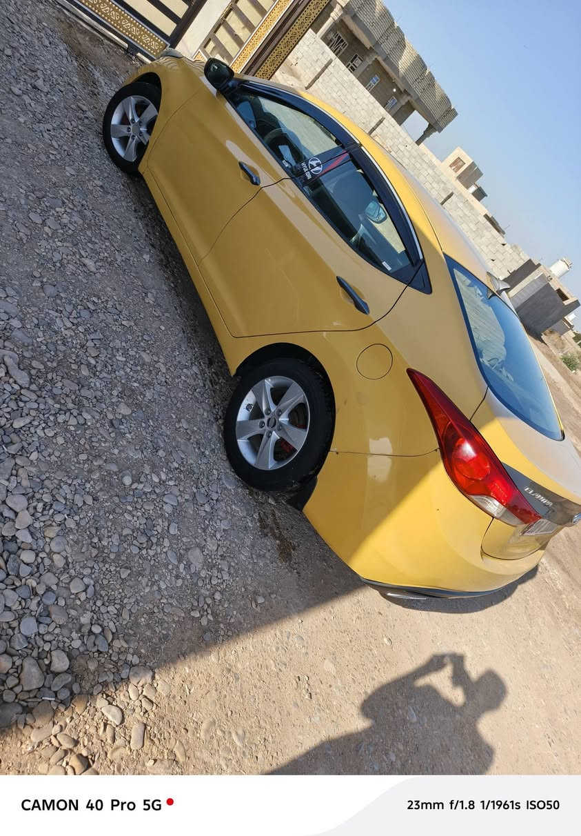 السلام عليكم النتره ٢٠١٣ رقم بابل وارد امريكي  سنويه لل ٢٧ محرك ١٨٠٠ دوش المرغوب كير ومكينه مكفولات صبغه اوله ضرره بس جاملغ لامامي فقط والباقي كله ليبل واحد السياره حلوه وخير من الله السعر ٩٧ وبيه مجال مكاني واسط الصويره ***********          ‏‪***********‬‏
