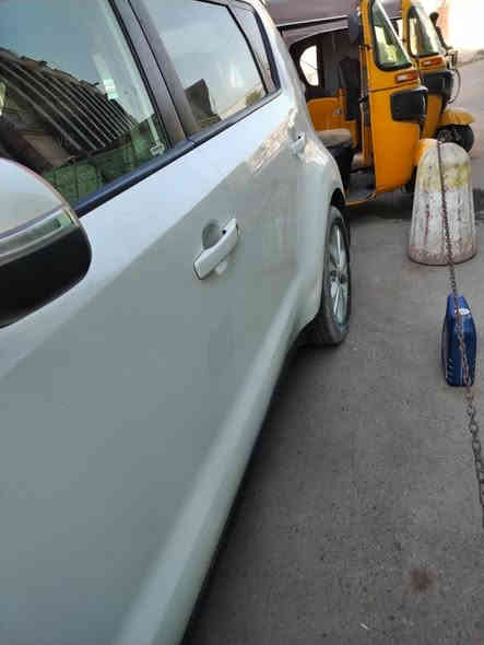 السلام عليكم  من رخصه الادمن سياره صول للبيع  ٢٠١٤ وارد أمريكي حادثه جاملغ ايمن وبنيد بدون دواخل  محرك ٢٠٠٠ جيتي اي كير ومحرك مكفوله وتبريد مكفول السياره كله ليبل واحد  ابسمي ورقم انكليزي تحويل ثاني يوم العنوان بغداد الشعب السعر ١١٠ وبيه مجال للطيبين *********** وبيه واتساب
