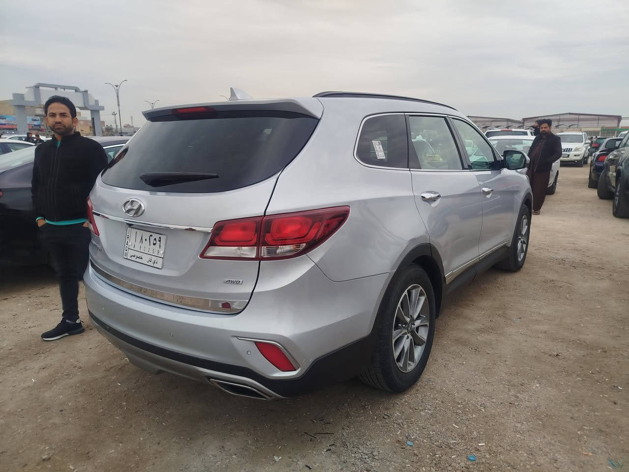 للبيع سنتافيه گراند موديل 2017 السياره 6سلندر 7راكب تبريد 3قطع السياره شبه المكفوله مابيهه اي تبديل ضربتهه فقط دعاميه جاهزه من كلشي محرك كير تخم تاير كهربائيات تبريد تدفئه جاهزه بدون ارباك رقم ذي قار بمنه السنويه 28 مكان السياره ناصريه المركز السعر 165وبيهه مجال للاستفسار الاتصال على الرقم ***********
