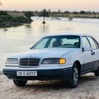متاح  أبرنس بروكهام  موديل1994 سياره مكلوبه ومعمره تعمير حلو سنويه بسم...