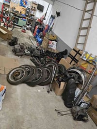 قطع غيار ألمانية • وصلت بالعراق • ألمانيا الشرقية