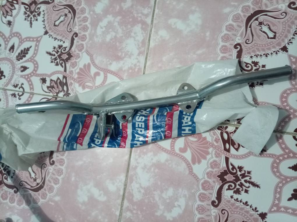 سلام عليكم غراض نامه شلامجه البلاديات مو تعمير مالنامه بلاديه موديل 22  ودوسه سايق نيكل مال أيران اصليه سعرهن كلهن ابيعهن شلعه وحده ب 40 وبيهن مجال للشراي  مكاني العماره حي الحسين جديد هذه رقمي *********** واتساب والخاص مفتوح عمارة, ميسان
