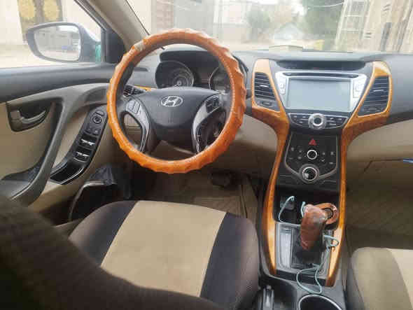 السلام عليكم 
للبيع سياره النترا موديل 2015 بيها طخة بحافة البنيد وشبر بالجاملغ وصورة موجودة حدادية جديده وبيها منظومة تبريد  ماشية 146السعر 128 وبيها مجال للاستفسار الاتصال ع الرقم *********** واتساب او اتصال@
