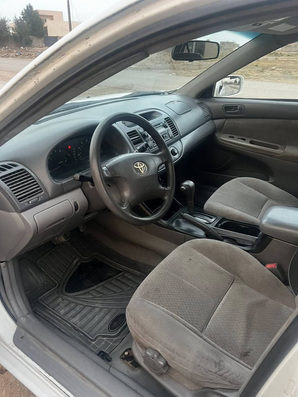 كامري ٢٠٠٤ ادوات للبيع محرك اربعه السعر ٤٨ للاستفسار على الرقم ***********
