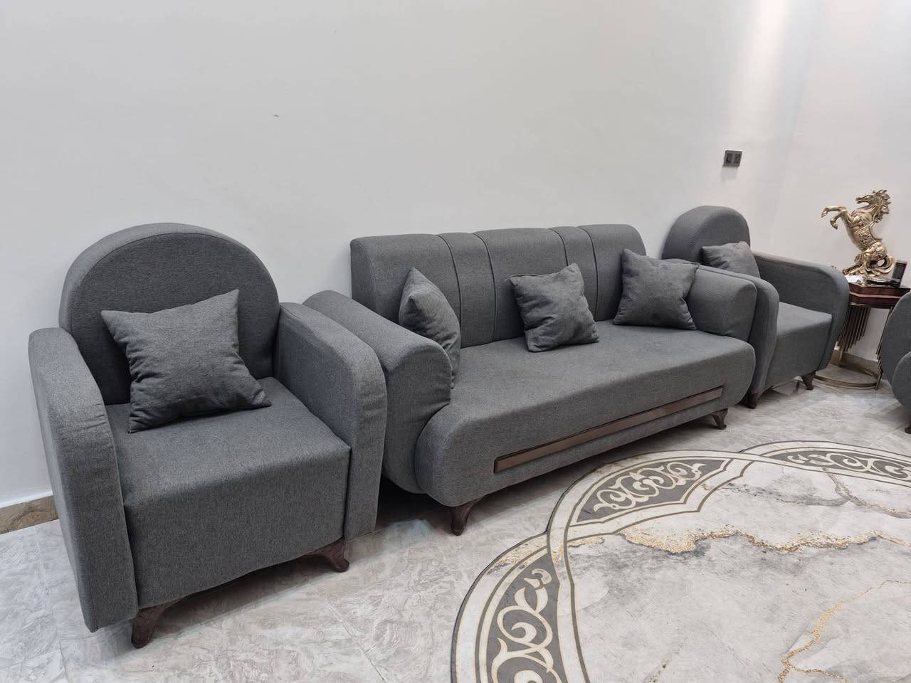 سلام عليكم تخم البيع مودرن صار سبوع من اخذته ناصريه ***********
