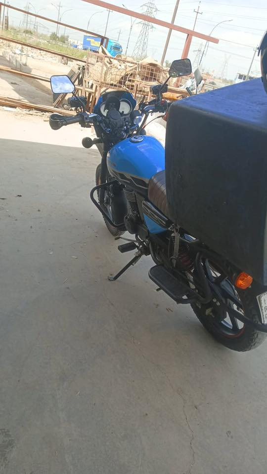 السلام عليكم دراجه دايوان جبلي للبيع موديل 23اه مرقمه رقم بغداد باسمي رقم وسنويه 
دراجه زيرو برغي ما مفتوح بيها

السعر 2600 وبيها مجال خادم للطيبن 
الرقم 

‭٠٧٧٠ ٠٠٤ ٧٢٩٠‬
