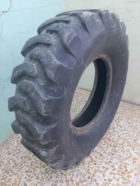 تاير كريدر • حجم ٢٤ • واسط