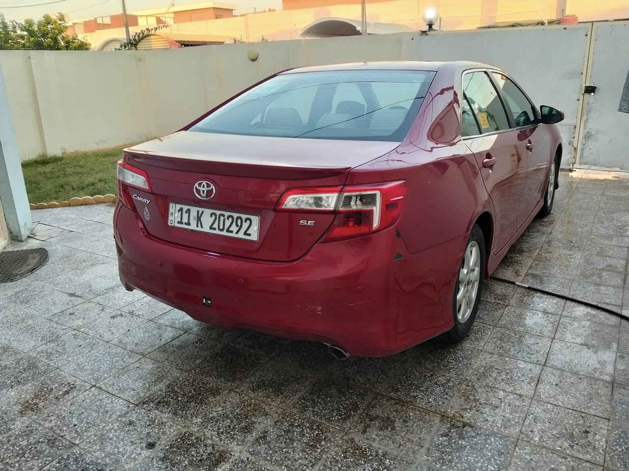 سلام عليكم ورحمة الله وبركاته
للبيع كامري موديل 2013 سنويه جديده بأسمي وهزه جديده 
السياره تحكم ستيرن شاشه بلاد شفتات ستيرن
مواصفات SE
حادث امريكا  جاملغ امامي وصبغ مكانات جراد بدون معجون بدون بارد بدون شخوط السياره على ايدي وهاي الصور جديده مو قبل سنه او شي هذا وضع السياره حاليا 
واي واحد يحب يتصل ويستفسر احجيله كولشي قبل لا يتعنه ويجي ....
سعرها مناسب معروضه ب 117 وبيها مجال قليل لان السياره جاهزه من كولشي 
مع احترامي للجميع ...
***********
***********
