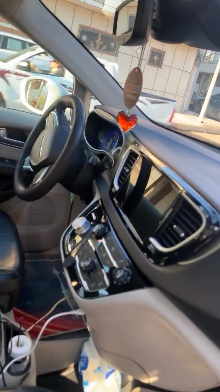 باسيفكا موديل ٢٠٢٢
فول عدا الفتحه
تشغيل عن بعد
ابواب كهربائيه 
اربع بردات
سياره جاهزه تبديل ٣قطع 
صور الحادث موجوده 
سعر 210 مجال 
***********
***********
