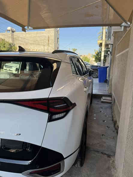 سبورتج جيتي لاين 2025 ماشيه 712 كم بعده زيرو فول مواصفات مكانه بغداد العامريه السعر 272$ للاتصال ***********
