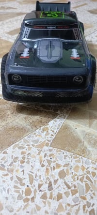 سياره • نظيفه • توصيل