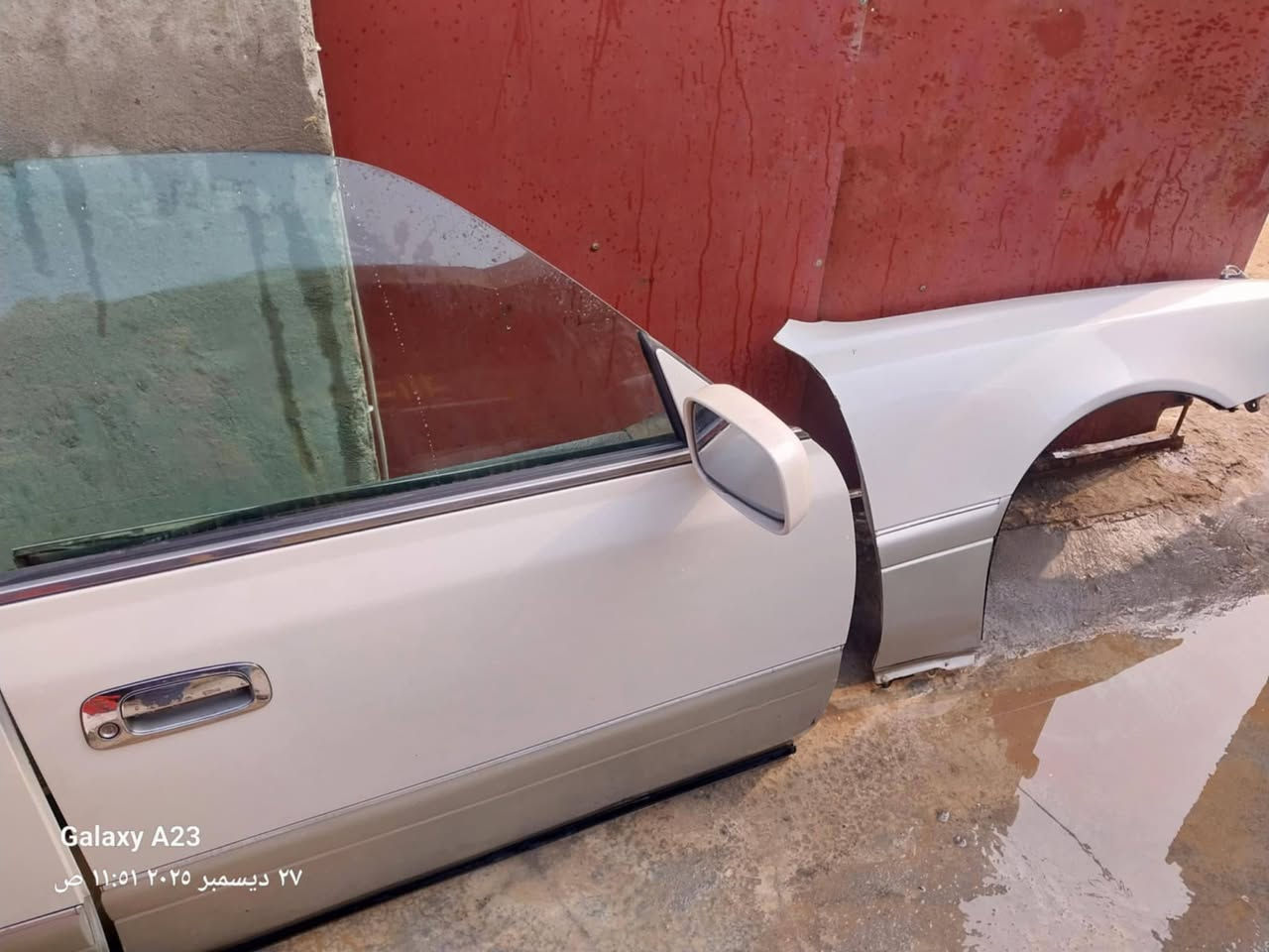 سلام عليكم اخوان نص فره راس
 الثور محزم حلو ونضيف
  4بيبان
 2بيهن ضربه جهت اليسره تعبانات
2 اليمنه بلاديات  مقفلات بطاين وجام وقفاله حتى مرايات جانبيات جدد 
   وجاملق ايمن
 ودعاميه خلفيه بلاديات لاصبغ ولا ضربه  قيم واخذ 
مكاني ذي قار  النصر ***********
