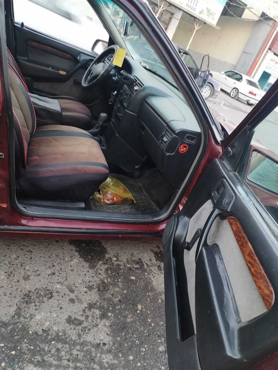 فكترا  حجم  ١٦ مودل ٩٢ كاربون بانزين الكتروني  رقم سنويه وهزه جديد سنويه ٢٠٣٠ داخل صاج دشبول ايربك داخل كلو مغلف كشنات ورضيه وسقف رقم نكليزي بسمي اني الشرعي بيها موس سقف مكينه بيها دخان كير وكهربايات وطخم كلو جديد شرط سياره جاهزه سعرها31 وبيها مجال *********** مكانها زاخو..
