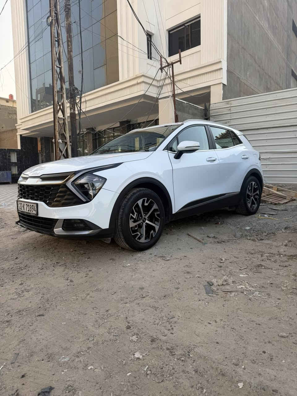 سبورتج 2023 خليجي ممشا السياره 44 الف سياره كلش حلوه نص فول تجي بصمه بيهه bdr بل بنيد وبيهه بارد بلباب بدون لا صبغ ولا تبديل ولا حار سياره جازه من كول النواحي تخم تاير جديد وسياره استعمال شخصي نضيفه جدآ والقماره حديد بيهه كم حالوبه  سونار يلا يبين بنيد ممحولب للعلم فقط بل قماره على كد ٨ حالوبات وحنشر صور ضررهه قبل التصليح هم السعر 197  وبيهه مجال حك الجيه بلعافيه علياخذهه
الرقم *********** ممتواجد علفيس
