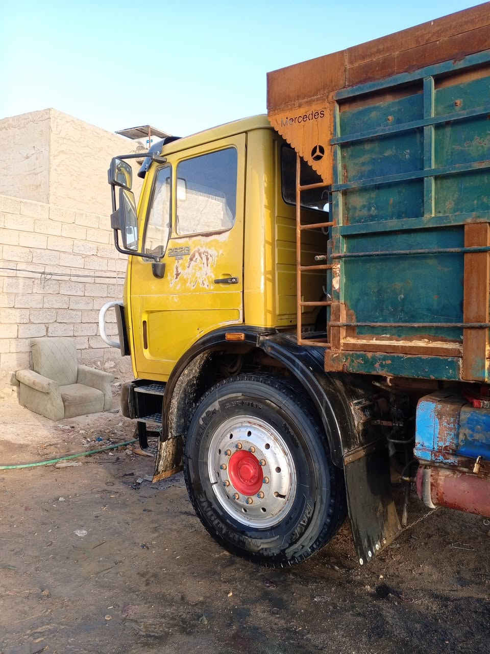 ألبي للبيع مديل 81 مكينه 28كير25
رقم نجف نكليزي سنويه2030 سياره كفاله عامه وجاهزه
مكان نجف رقم الهاتف***********
