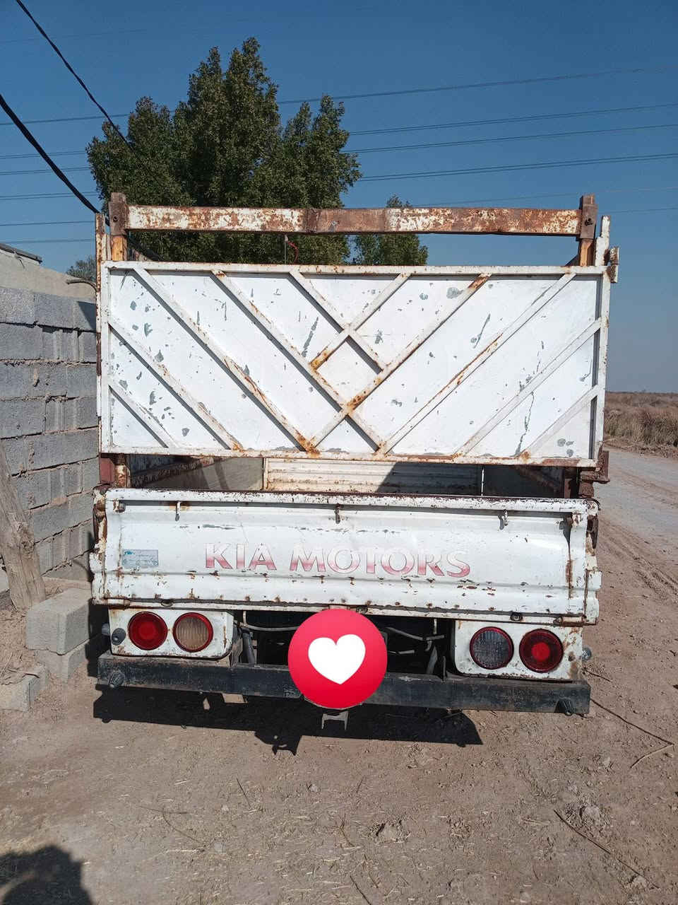 سلام عليكم كيا موديل 2016تخم تاير وخير من الله حداديه سدر فول محرك فول باتري جديد كهرباءيات شقاله كله سعر 95والاستفسار الاتصال على الرقم ***********
