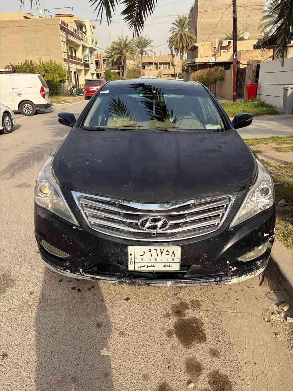 أزيرا 2012 للبيع فووول مواصفات
معروفه مواصفات الازيرا 
وارد أمريكي حادث امامي 
السياره جاهزه من كلشي بيها فقط غاز تبريد نقص
مكان السياره بغداد الشرطه الخامسه 
*********** 
السعر ٩٨ مع مجال بسيط
