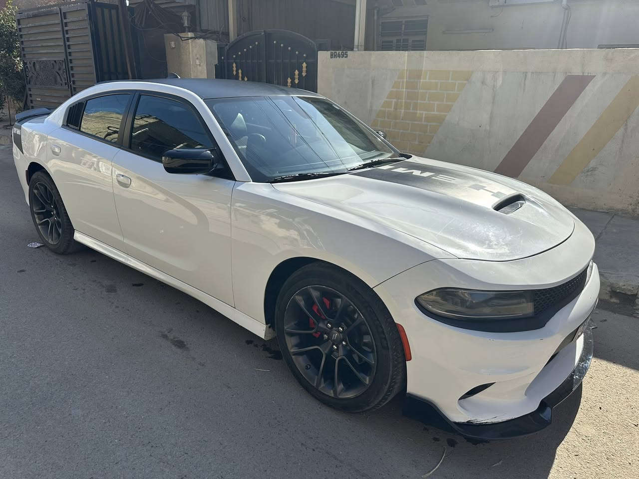 السلام عليكم
جارجر دايتونا 2021 محرك 5700
حادثها فقط بنيد مصبوغ واربع اصابع من الجاملغ
السيارة اربيل باسمي تحويل مباشر للمشتري
مواصفاتها واضحة بالصور وصور السونار منشورة سقف اسود بلادي ومذكور بالسنوية ماشية 60 الف السعر 225 وبيها مجال انشاءلله مكاني بالدورة المعلمين قرب مدرسة بلاط الشهداء
للاستفسار***********
