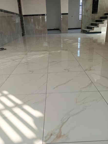 خلفه سيراميك بورسلين مرمر كاشى درج وجميع انواع الترميمات شغل درجه اولى والتزام بالمواعيد مكانى بغداد ***********
