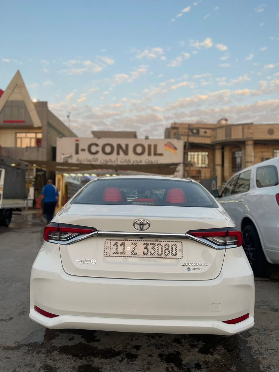 سلام عليكم للبيع كورلا هايبرد موديل 2025 رقم بغداد السياره جديده كلش ماشيه 11 الف حقيقي تايرات الشركه اسبير منازل ارضياته بالصندوك ممستعمله داخل جلد احمر كشن السايق كهرباء راداد بصمه دخول ذكي لد امامي بصمات 2  كتلوكات الشركة موجودات السيارة مكفوله كفاله عامه من الصبغ والبارد مكان السيارة بغداد للاتصال ***********
