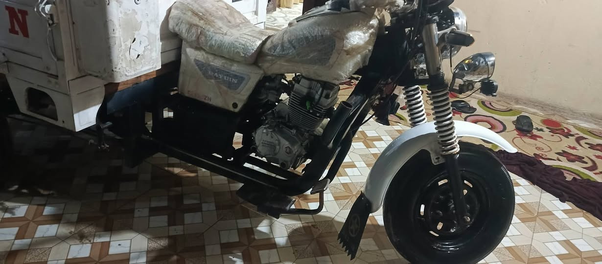 السلام عليكم  ستوته للبيع دايون 2018اوراق اوراق كفاله محرك بوشه وبستم  بديها معمر  خياس صفاحيات باب البدي  كهربائيات سلف نكره كلها شغاله من البكلايت للكلوب مانقصها اي شي جاهزه من كل شي شراي يتصل مكاني قضاء النصر  ***********
