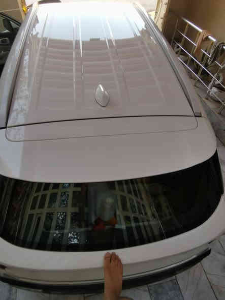 سورينتو 2024  للبيع
محرك 6 سلندر تشمل مواصفات هذه الفئة نظام دخول بصمة ذكي، تشغيل عن بعد، كاميرا خلفية، حساسات أمامية وخلفية، شاشة لمس مع آبل كار بلاي، وفتحة سقف بانورامية..

مواصفات المحرك

نوع المحرك: V6 بنزين

سعة المحرك: 3.5 لتر

القوة: 272 حصانًا

عزم الدوران: 332 نيوتن متر

ناقل الحركة: أوتوماتيكي بـ 8 سرعات

نظام الدفع: امامي

أبرز المواصفات الخارجية

مصابيح أمامية LED مع كشافات

مصابيح خلفية LED

جنوط مقاس 19 بوصة

حساسات أمامية وخلفية

كاميرا خلفية

باب خلفي كهربائي 

أبرز المواصفات الداخلية والتقنيات

نظام دخول بصمة ذكي وتشغيل عن بعد

مقاعد أمامية كهربائية قابلة للتعديل

مقود جلدي متعدد الوظائف

شاشة لمس تدعم آبل كار بلاي

شاحن هاتف لاسلكي

مثبت سرعة

نظام مناخ ثنائي التحكم

أوضاع قيادة متنوعة

نظام تثبيت السرعة على المنحدرات

نظام منع الانزلاق

ستائر جانبية خلفية 
سيارة جديدة عداد المسافة 21 الف كيلو متر فقط
السعر 325 ورقة وبيها مجال حك الجية للطيبين وللشراي الجناي
***********
