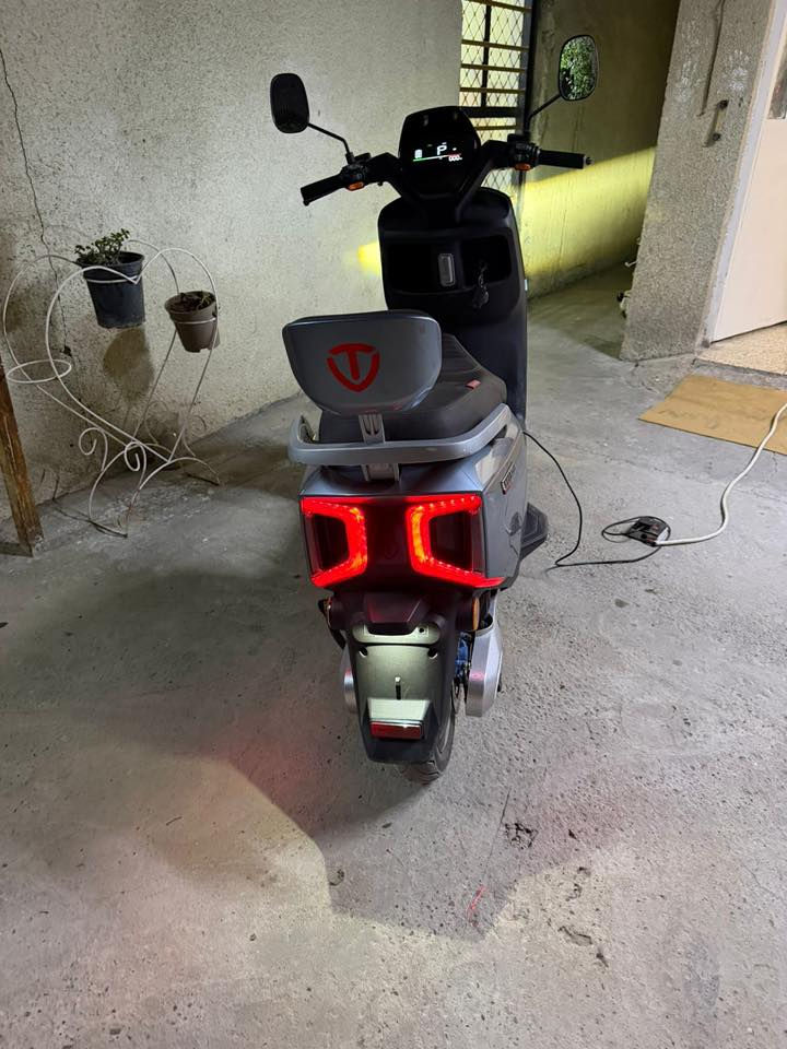 السلام عليكم دراجة من شركة تايلج دراجة حلوة وجديدة 
تجي ٦ بطاريات كبار سعرها ٧٥٠ مكاني بغداد حي العامل 
رقمي ***********
