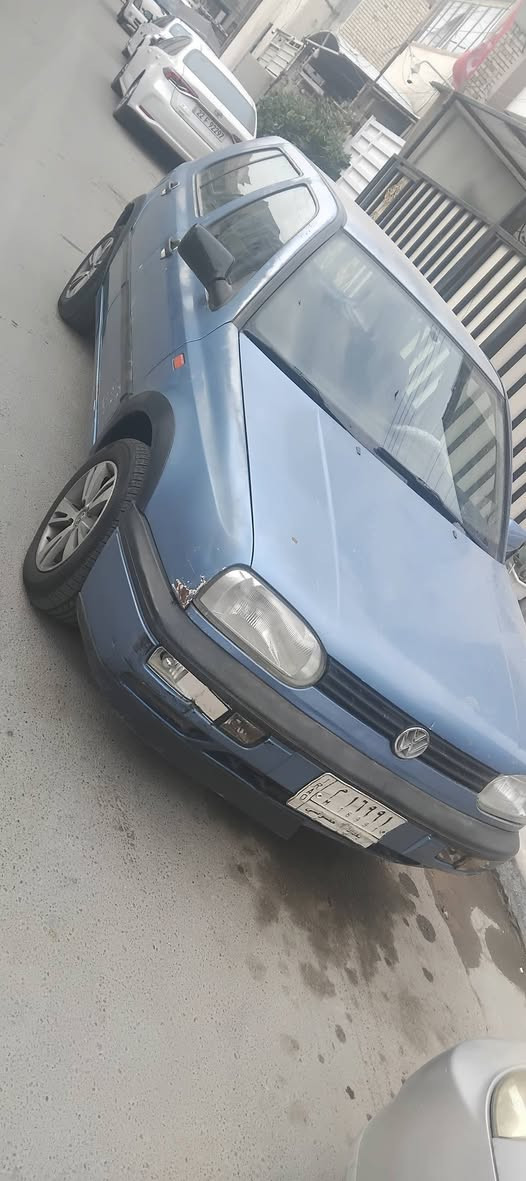 للبيع فقط 
كولف موديل 93 
مكينة 2000قبق أبيض 
كير أوتو 
تبريد مجموعه جديدة 
كهربائيات على وضع الشركه 
السيارة بلاديه قطرة صبغ مابيهة 
دواخل نضيفه وبلاد 
الصدر 75%
السعر قفل ب 40 
صاحب السيارة متوفي واهلة عدهم قسام شرعي يعني شرط التحويل واكاتبك وياهم 
العنوان بغداد حي العامل *********** بغداد, العراق
