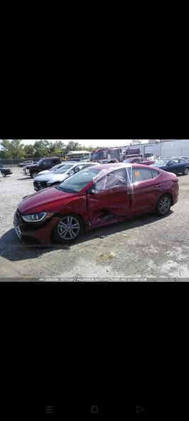 سيارة الانترة 2017
حادثه الجاملغ الامامي اليسر وباب السايق
كير ومكينه خير من الله 
بدي السيارة بي بعض الملاحضات
ماشية 61 m
السيارة عارضه 130 ورقه
***********
