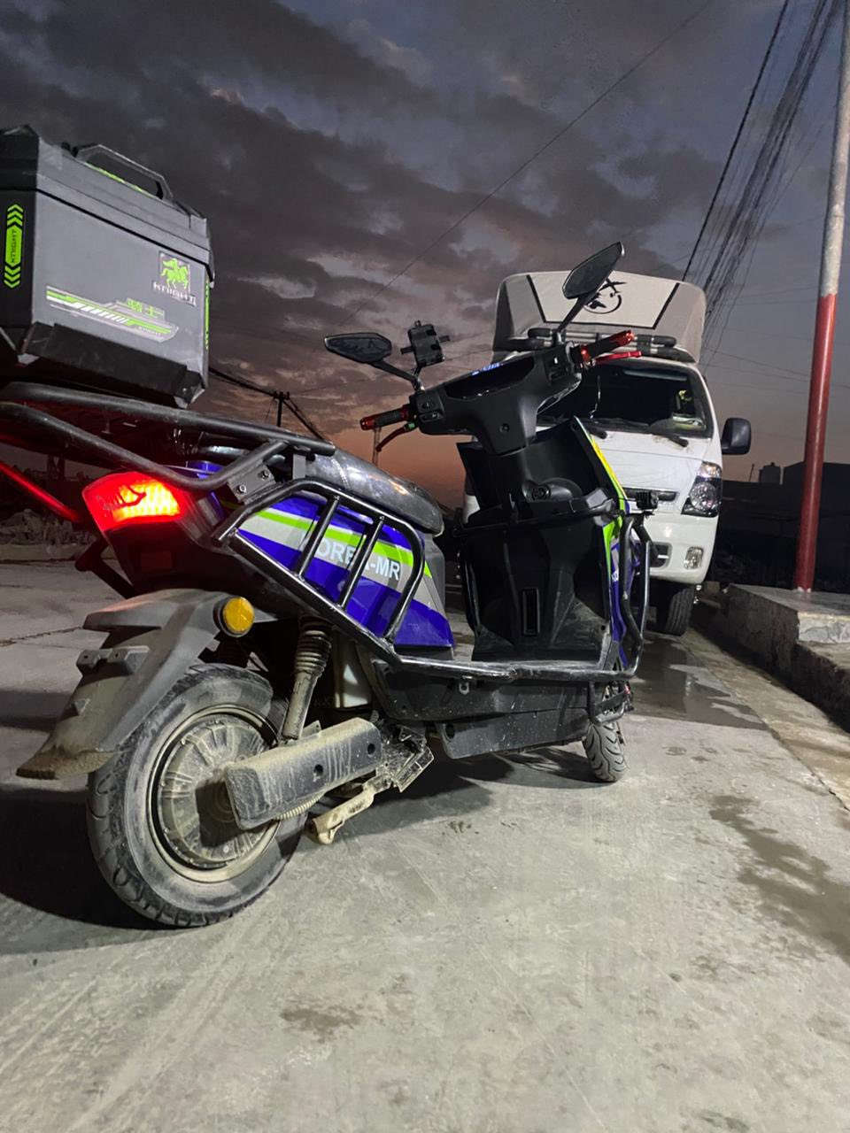 ماطور جديد نضافه فوال ٦بطريات سرعه٩٩ شرط مايفقد شحن ٨٥كيول  نضام  بك لايت أمام زينون اشاير سعره٧٥٠بي مجال تواصل خاص اوتساب***********
