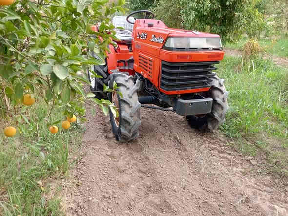 السلام عليكم للبيع مكينه كابؤتا جديده استيراداليابان دبل أكسل باؤر ستيرن دخول جديد العراق مع رفاسه مكان بغداد الاتصال على الرقم ***********
