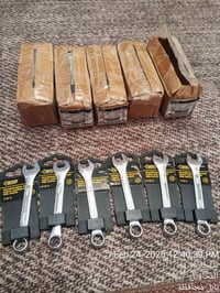 ٣٠ قطعة • نص بوكس