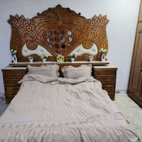 غرفة نوم • غنصور ملحق • ٦ أبواب خشب