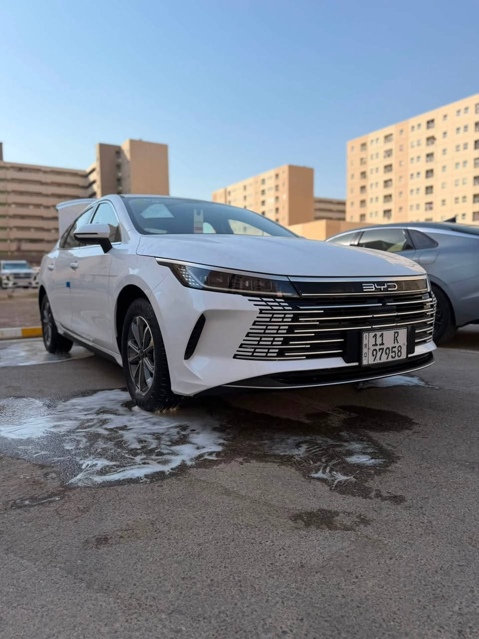 السلام عليكم
تحية طيبية على الجميع

BYD  دستروير

2025 مستخدمة شي بسيط 3 الف على كهرباء 
و 6 الف على بانزين  

ومكفولة كفالة  عامة 

بعدها وضع الشركة 

جميع الملحقات كاملة وياها  
من شاحنة بعدها ما مستخدمة 
وكتلوك شركة ومثلث طوارى وفوم تاير 

السياره باسمي وتحويل مباشر 

مكاني بغداد 
***********
