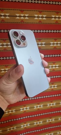 ايفون ١٥ برو ماكس • ٢٥٦ • شاشة تجارية