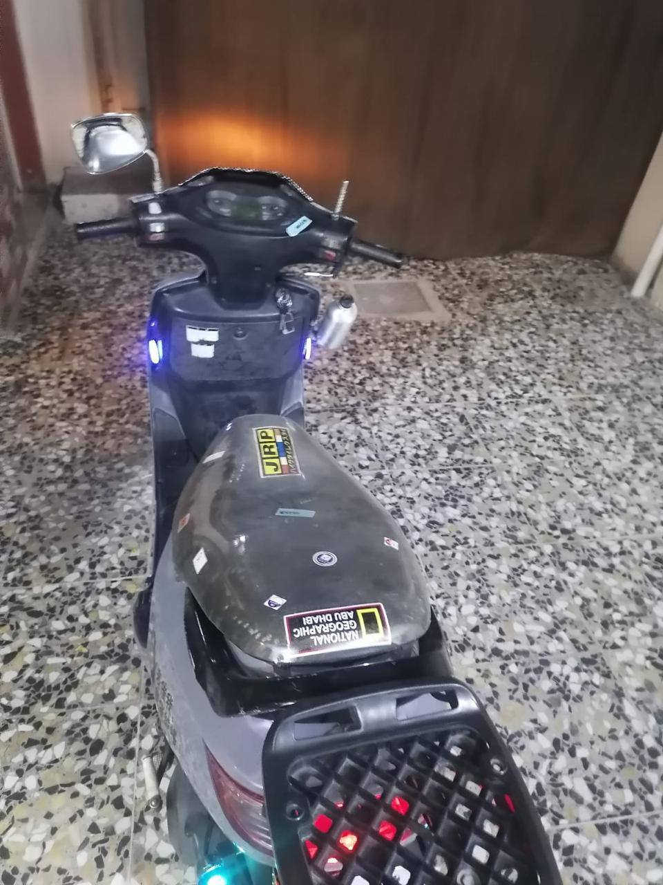 فراشه للبيع جديد وبلادي حاويه /مكان نجف بلكوفه لسعر  / 700 /وبيه مجال ‏‪***********‬‏
