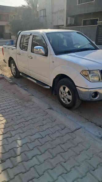 السلام عليكم نيسان نيفاره للبيع موديل ٢٠٠٩ والسياره بدون صبغ وجاهزه والسياره موجوده في منطقه اليرموك الاربع شوارع السعر ٨٠ ورقه وبيها مجال للاتصال ***********
