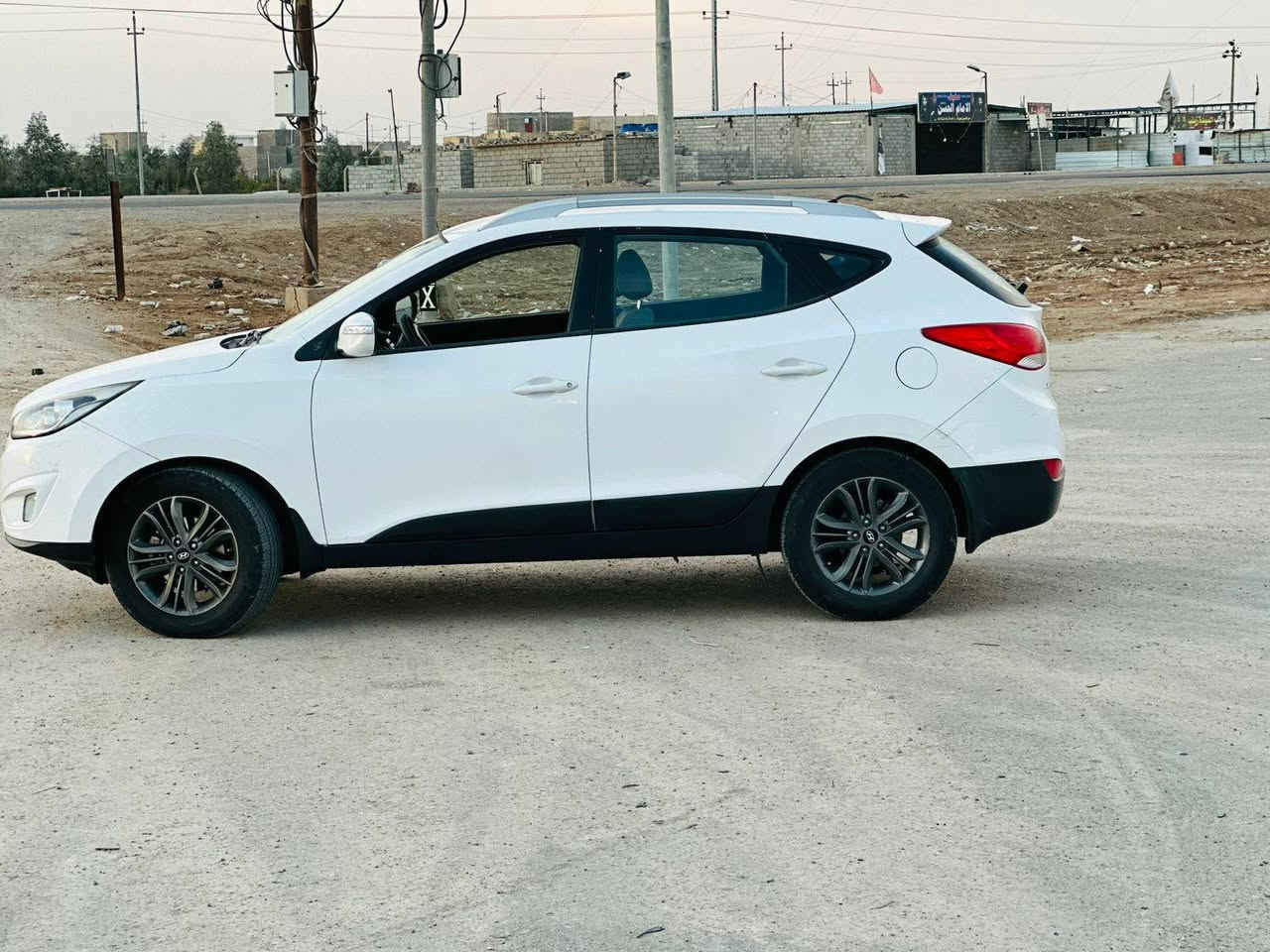توسان خليجي  موديل ٢٠١٦
مكينه ٢٠٠ دوش
كير ع وضع شركه
حداديه ١٠٠٪
تدفئه تبريد
كهربائيات كلهه شغاله سياره ع وضع شركه كلهه
غرفه جديده
رقم شمالي سنويه ساقطه
 بسم راعيهه نفسه تحويل ثاني اي غرامه عليه
مكان واسط الكوت 
سياره مامتعوبه جديده وحلوه
كله ع وضع شركه سونار مرفق بلمنشور
سعرهه حلو اني مكلف بلنشر رقم صاحب السياره

***********

صادق ال مندلاوي
