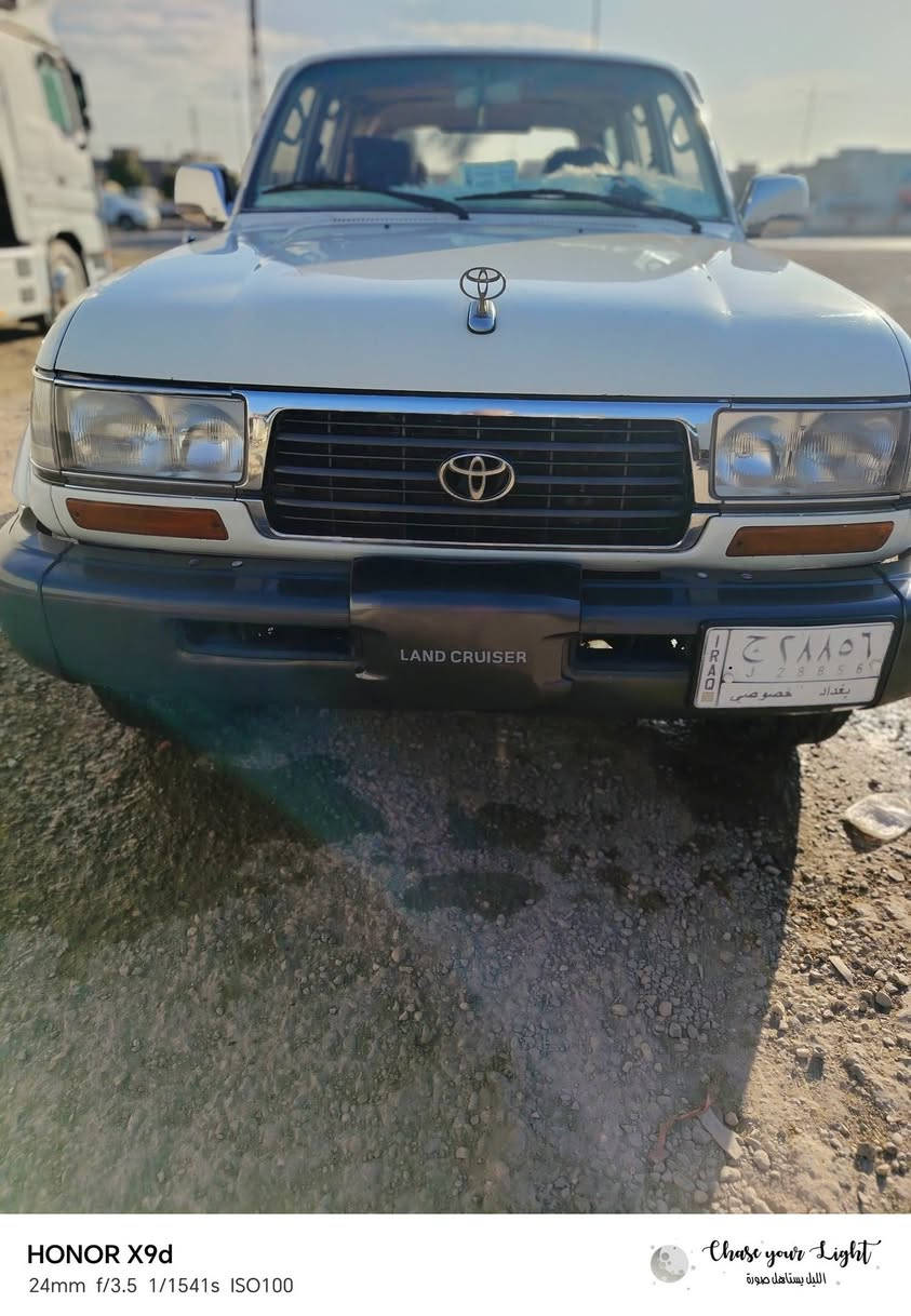 حياكم لله
لاندكروز ليلى علوي موديل 95 
السيارة كفاله كير محرك لوكير اكسل دفلوك شاصي كلة مكفول بيه تبديل قطعتين بلاد شركة جاملغ السايق وباب الصندوق فقط رقم بغداد بأسمي تريد تحويل تريد وكاله الي يعجبك سنوية ل28 
محرك 4500 / كابريتر / منضومة البخاخ تنباع وية السيارة 
تبريد ٣ قطع خير من الله شاشة تاب تخم تاير عازل جام
واسط قضاء العزيزية 
***********
***********
