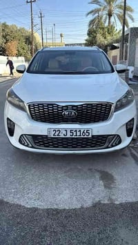 سورنتو موديل 2020 خليجي سته سلندر المكينه والكير مكفوله ماشيه 135500 ت...