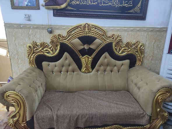 تخم 5 مقاعد ملكي السعر مليون و100 العنوان كربلاء الملحق ***********
