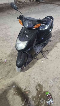 دراجة سكنس نثية للبيع كهربائيات كلهة شغالة ليهو صوت صار بلمحرك كابريتر...