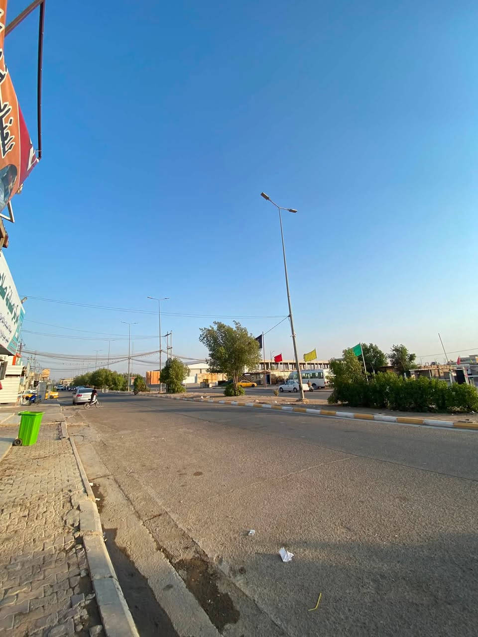 السلام عليكم اخوتي (سبب لبيع عدم لتفرغ)
محل غسل جبير كامل يشمل
ماطور غسل بعده جديد 
ماطور ماي 
تانكي عدد 2كبير -وسط لماء ارو
مبرده جبيره -كاونتر لغراض ولعده
تخم-مكناسه كهربائية الاصليه-بوجكتر 200واط 
كامل تعال وشتغل تشتغل غسل -حمام-بوليش-موقعه الكوت الشهداء سايدين مقابيل مديريه لمرور 
ولمحل خير من الله شغله ومروف اتصل ع رقم واستفسر اكثر ***********
